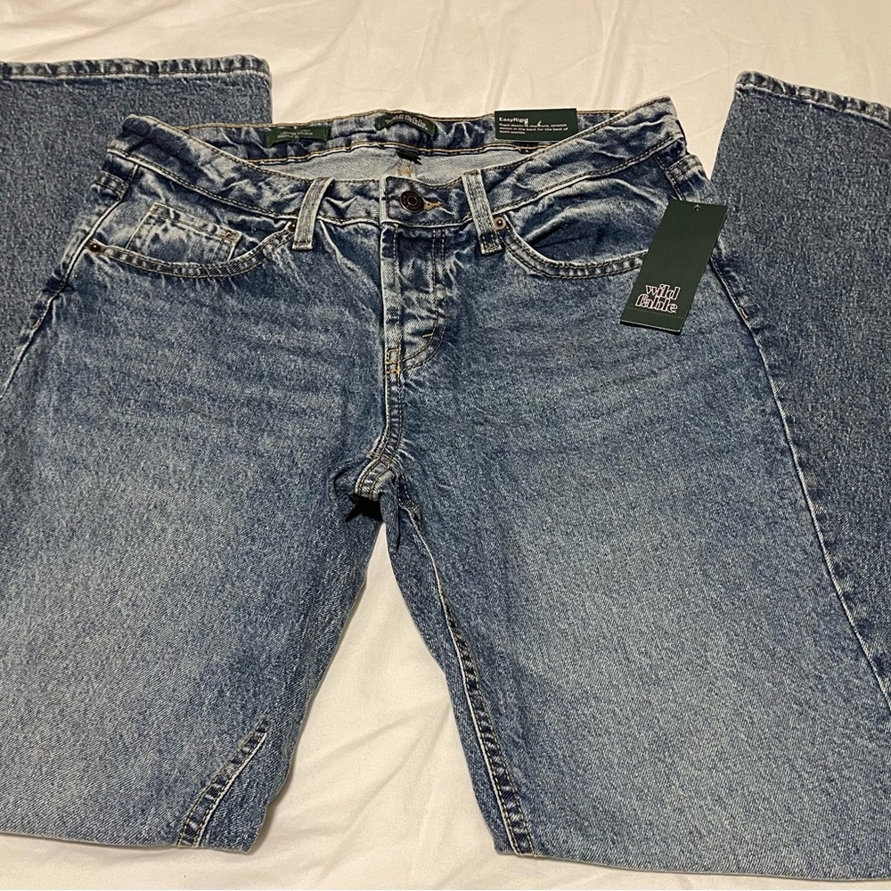 Women’s Wild Fable Easy Rigid Fit Blue Jeans, Size 4. NWT - Picture 2 of 4